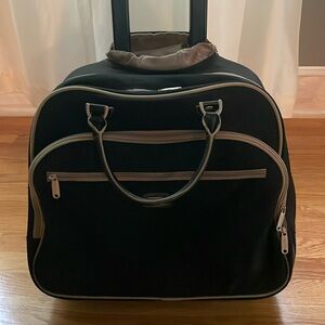 Baggallini Black tan trim roll aboard bag 17 x 15. Nylon.